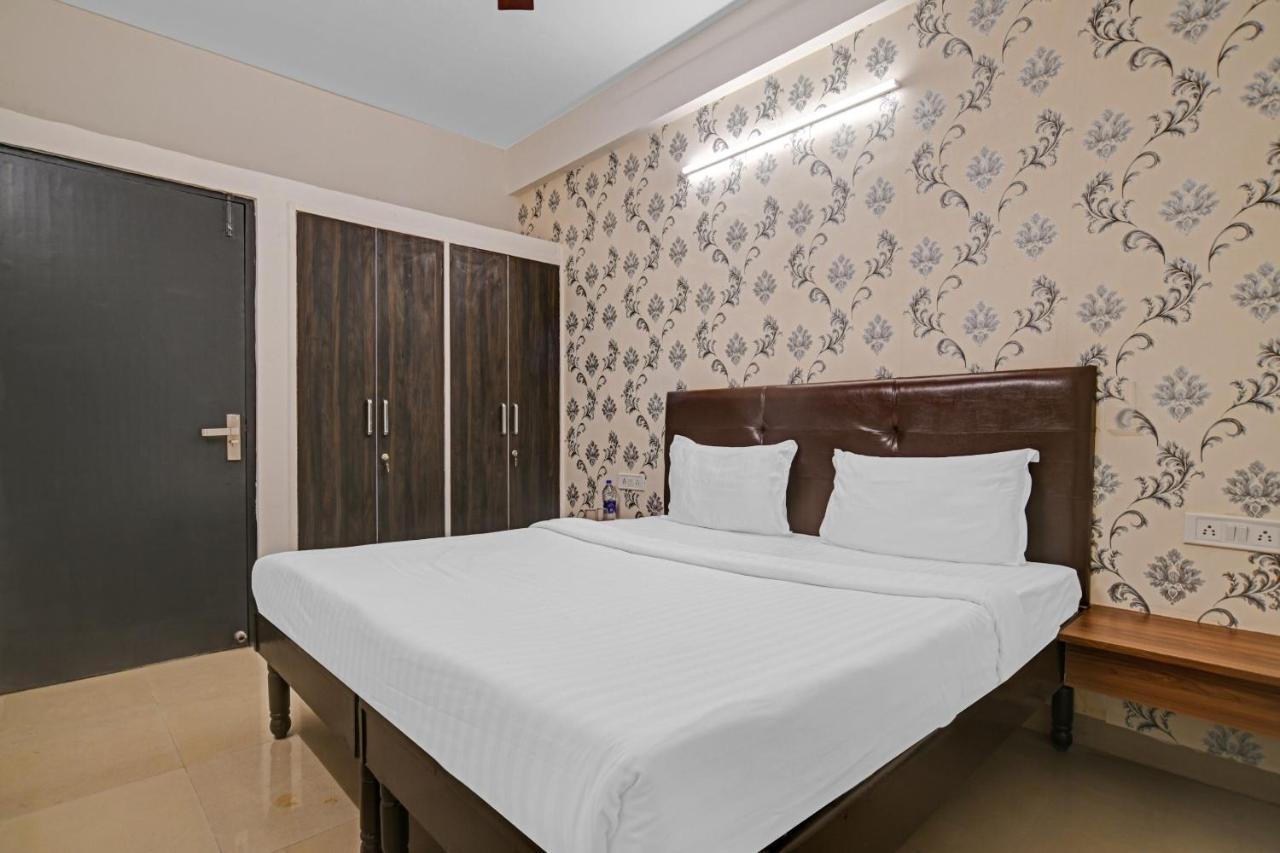 Collection O 84499 Nakshatra Hotel Indore